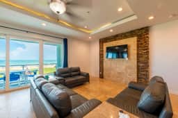 Amberjack Oasis - Image 3